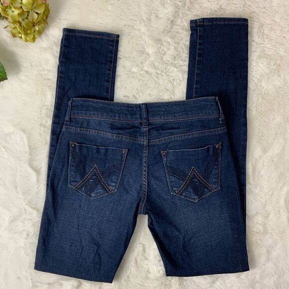 dELiA*s Taylor skinny jeans - Picture 1 of 5